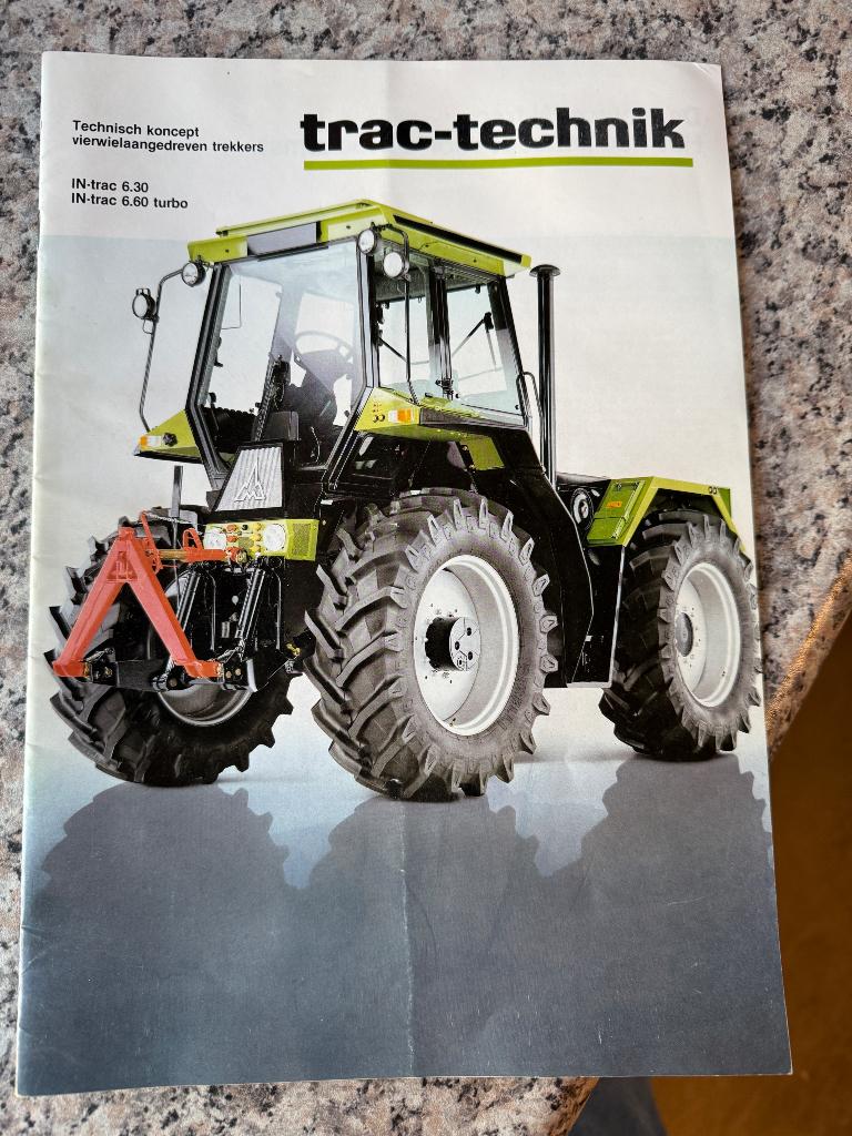 Folder deutz in-trac 630/6.60, Boeken, Folder, Diverse auteurs, Ophalen of Verzenden, Zo goed als nieuw
