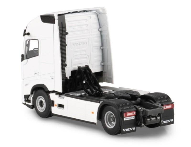 WSI VOLVO FH AERO GLOBETROTTER XL, Wsi, ., Nieuw, Ophalen of Verzenden