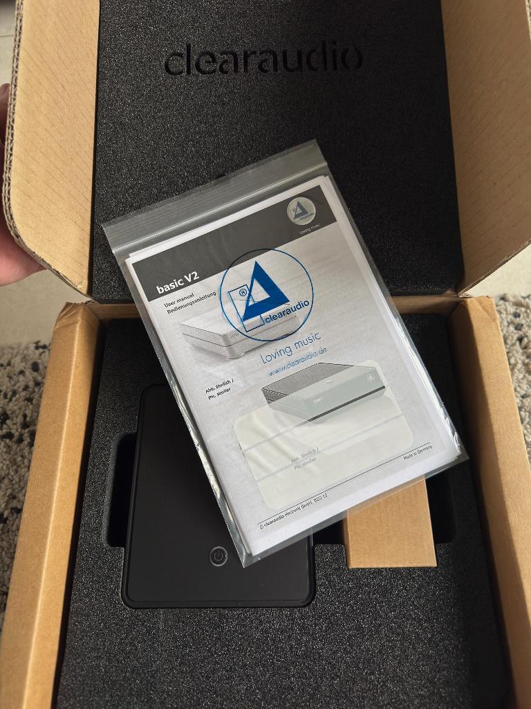 Clearaudio Basic V2 Nieuw, Ophalen of Verzenden, Refurbished, Minder dan 60 watt, Overige merken