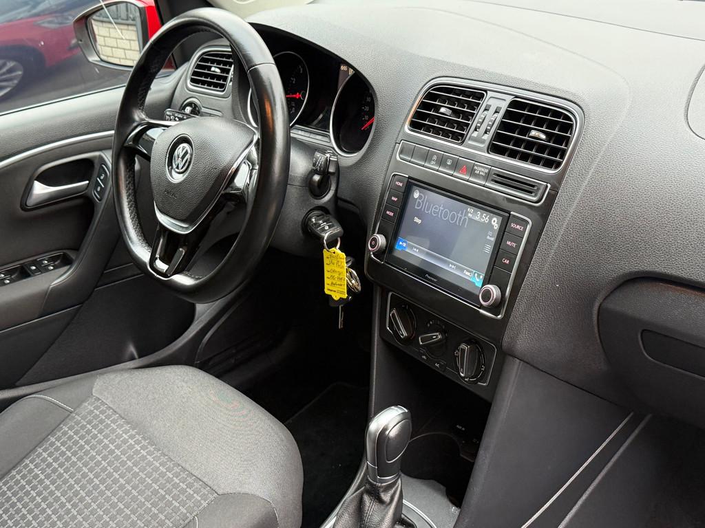 Volkswagen Polo 1.2 TSI Comfortline Connected Series Automaa, Stof, Euro 6, 4 cilinders, 1039 kg