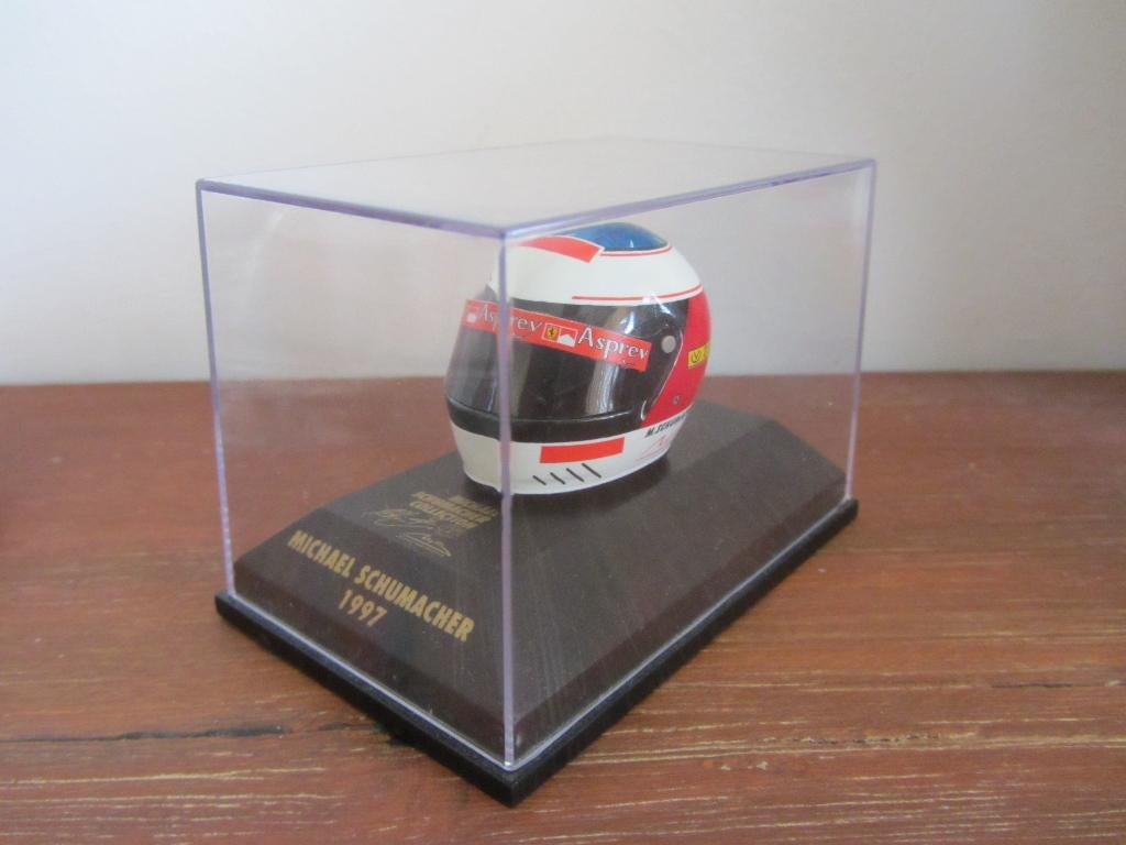 Michael Schumacher Ferrari Helm 1997, Ophalen of Verzenden, Zo goed als nieuw, Formule 1