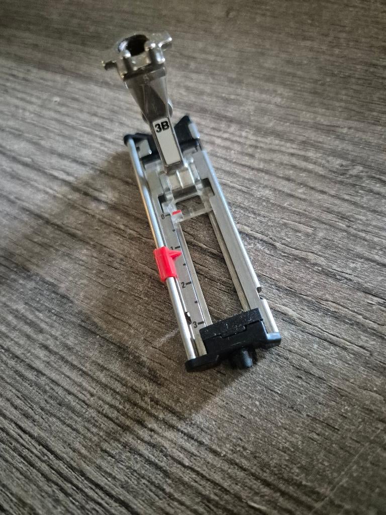 Bernina knoopsgat sledevoet 3B voor oude serie A modellen, Ophalen of Verzenden, Zo goed als nieuw, Toebehoren, Bernina