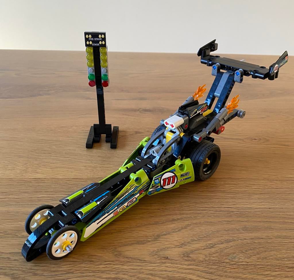 LEGO Technic Dragster - 42103, Kinderen en Baby's, Speelgoed | Duplo en Lego, Zo goed als nieuw, Lego, Complete set, Compleet