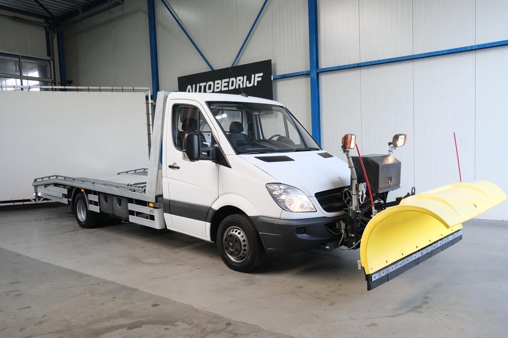 Mercedes-Benz 516CDI > MARGE < Oprijwagen Autoambulance, Nid, Automaat, Euro 5, Achterwielaandrijving, Bedrijf