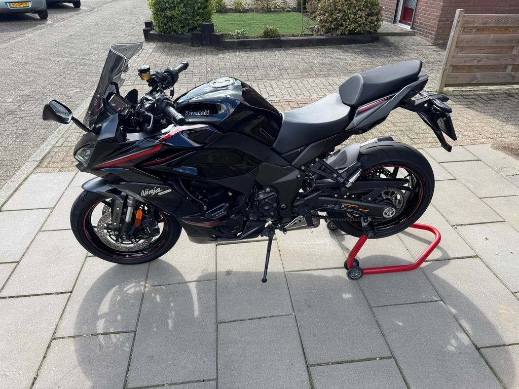 Kawasaki Ninja 1000SX - Sportieve Toermotor