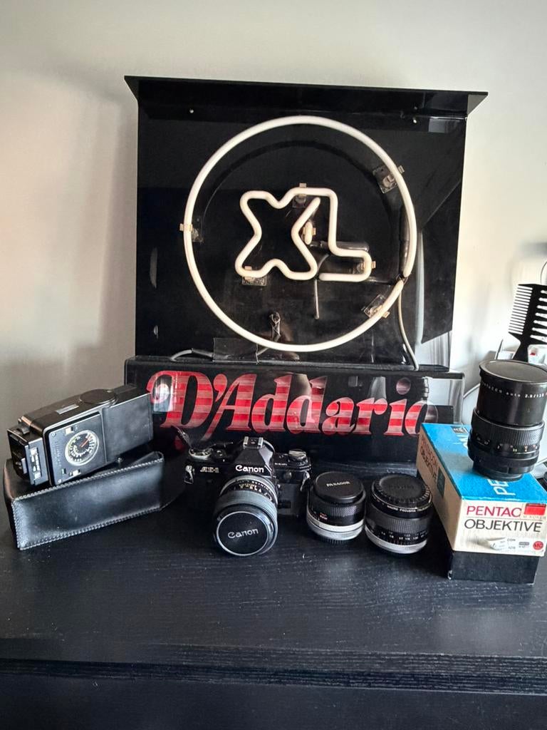 Complete Vintage Canon AE-1 Set met Speedlite en lenzen, Audio, Tv en Foto, Fotocamera's Analoog, Ophalen of Verzenden, Gebruikt