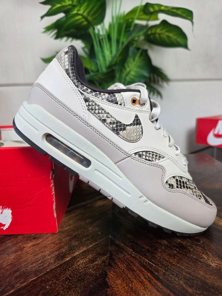 Nike Air Max 1 '87 Snakeskin maat 43, Nike, Nieuw, Ophalen of Verzenden, Sneakers of Gympen