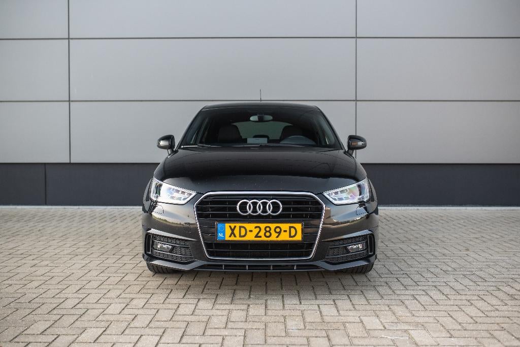 Audi A1 1.0 Tfsi 95pk 2018 Zwart, Auto's, Voorwielaandrijving, A1, Zwart, 95 pk