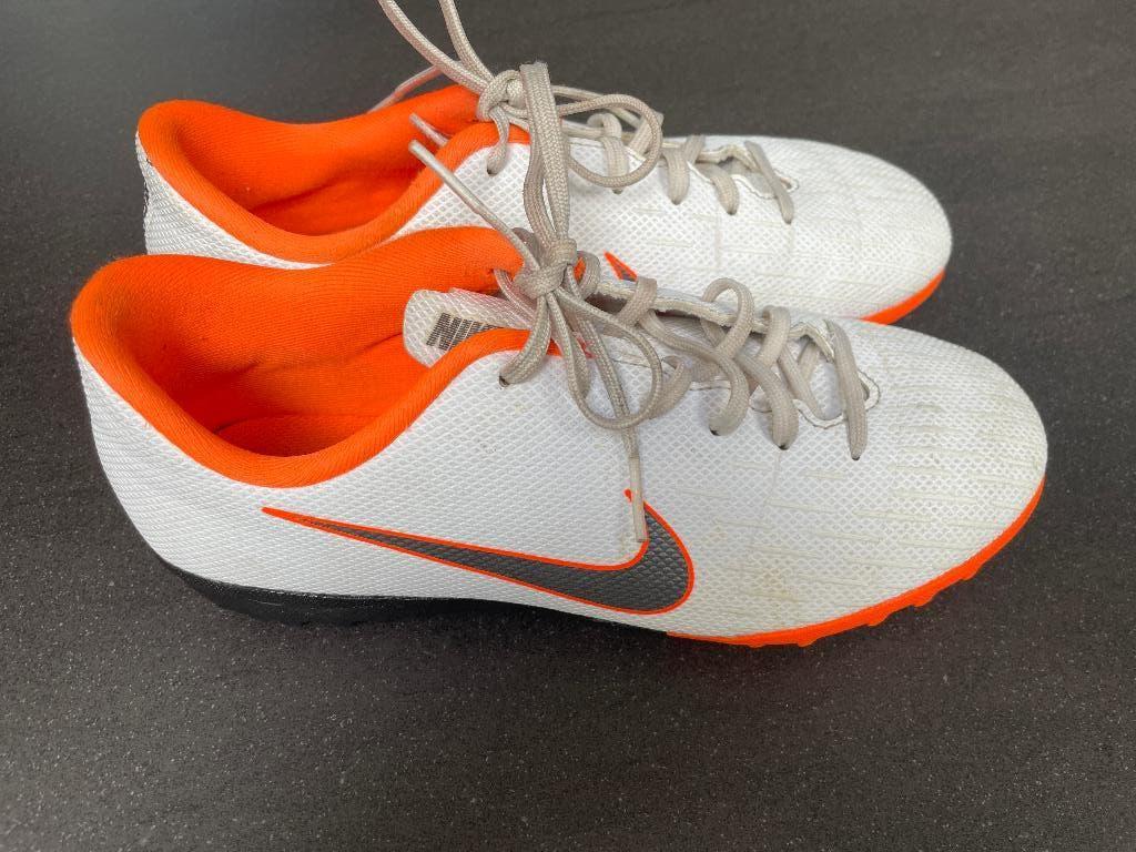 Nike Mercurial X voetbalschoenen voor op straat, Gebruikt, Maat XS of kleiner, Schoenen, Ophalen of Verzenden