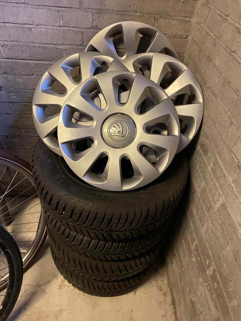 Winterbanden Citigo/VW Up/Seat Mii, Ophalen, Zo goed als nieuw