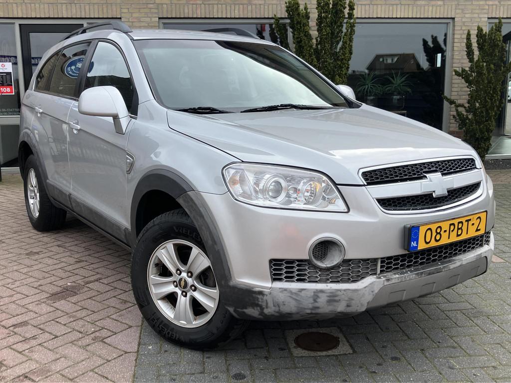 Chevrolet Captiva 2.4i Style 2WD | Airco | Elektr. ramen + s, Gebruikt, 4 cilinders, 7 stoelen, Parkeersensor