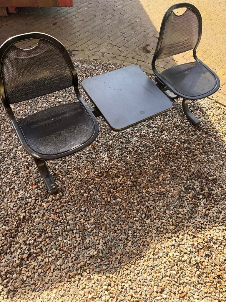 Twee stoelen met tafeltje - Zwart metaal, Tuin en Terras, Picknicktafels, Ophalen, Gebruikt, Rechthoekig, Staal