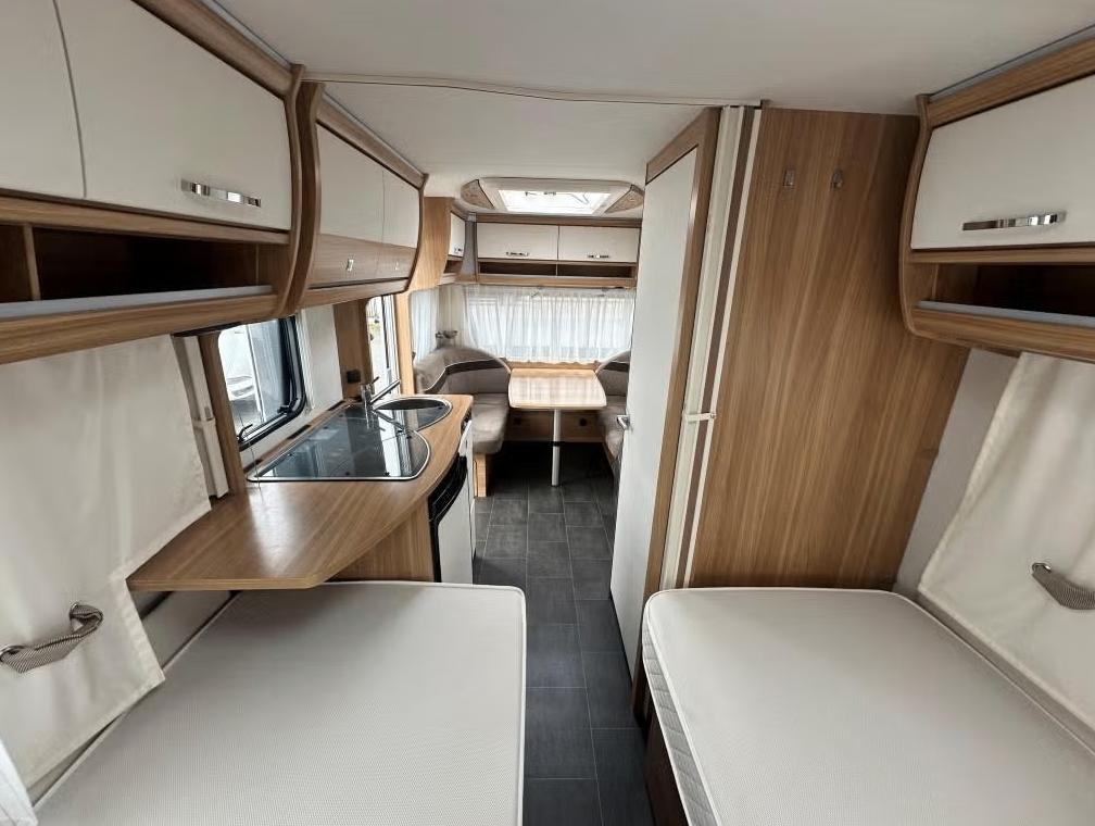 Te Koop Dethleffs 470 ER, Caravans en Kamperen, Kachel, Treinzit, Particulier, Dethleffs