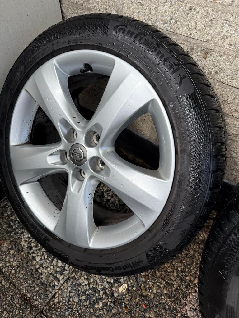 Winterbanden Opel Astra J en K, Auto-onderdelen, Banden en Velgen, Gebruikt, Banden en Velgen, 17 inch, Personenwagen