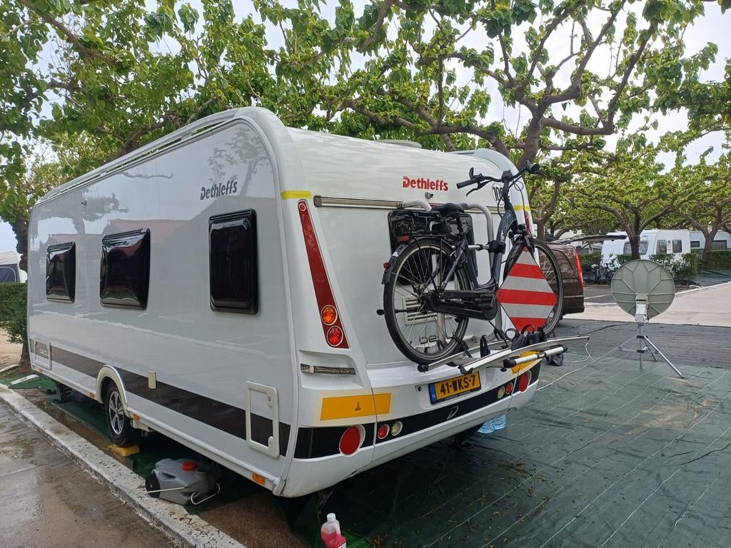 Mooie paleis op wielen., Caravans en Kamperen, Rondzit, Particulier, Dethleffs, Airco