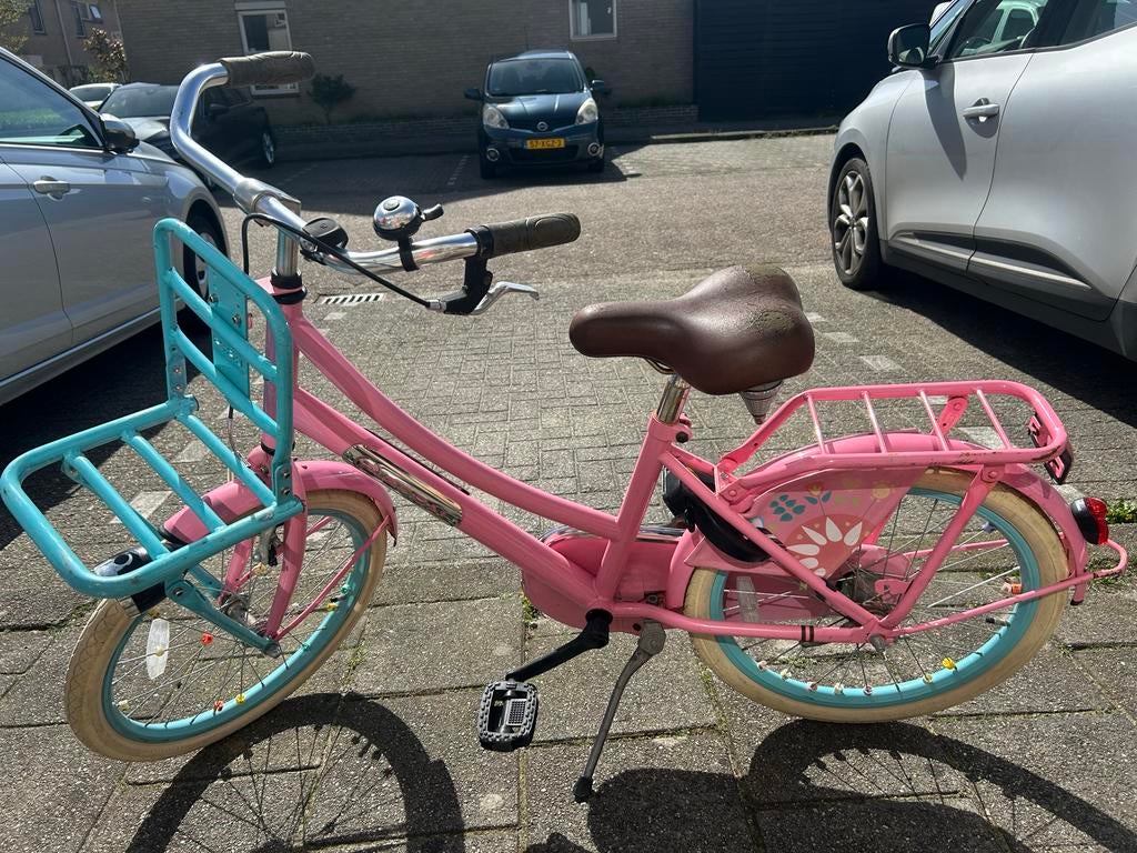 Roze meisjesfiets met bagagedrager, Fietsen en Brommers, Ophalen, Gebruikt, 20 inch, Handrem