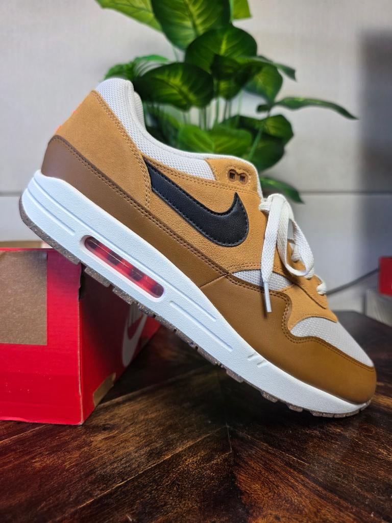 Nike Air Max 1 Escape British Tan Light Bone maat 50,5, Nike air max, Bruin, Nieuw, Ophalen of Verzenden