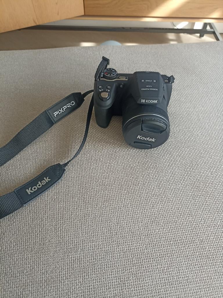 Fotocamera Kodak Pixpro AZ528, Ophalen of Verzenden, Zo goed als nieuw, Sony, 8 keer of meer