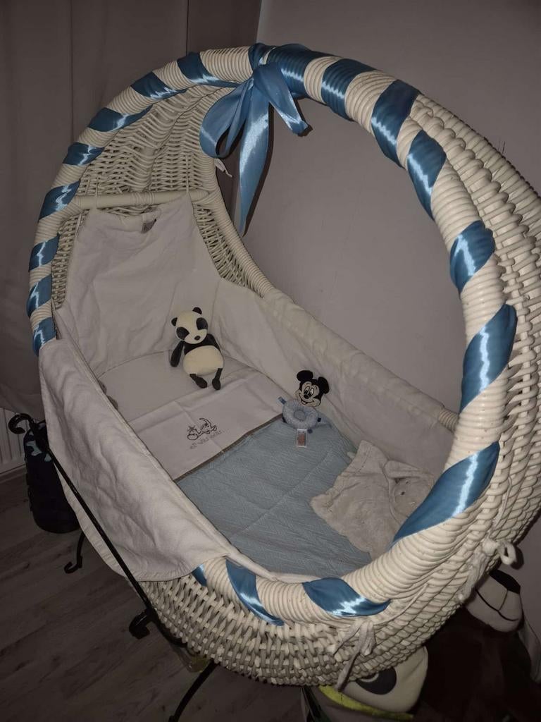 Celine wieg, Ophalen, Zo goed als nieuw, Wieg