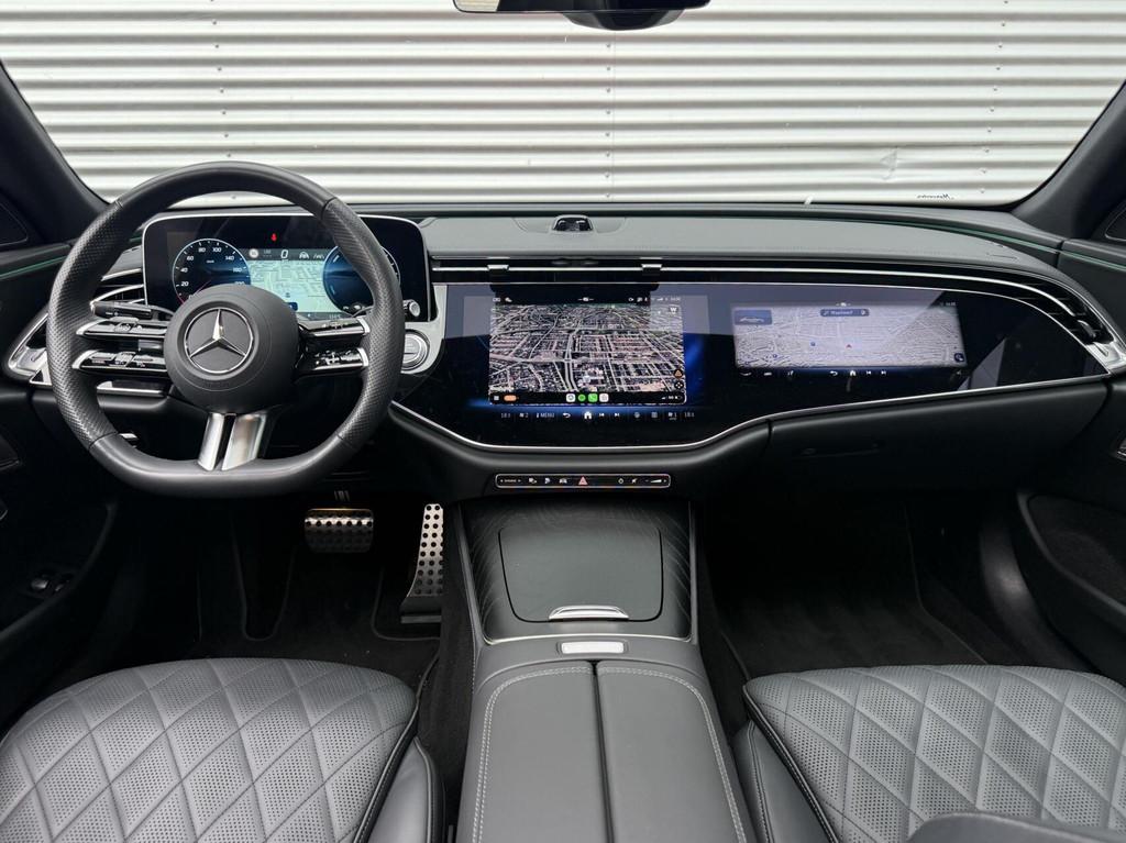 Mercedes E-klasse 300 e AMG Line Camera Led Leer Cruise 2024, Automaat, Achterwielaandrijving, Gebruikt, Met garantie (alle)