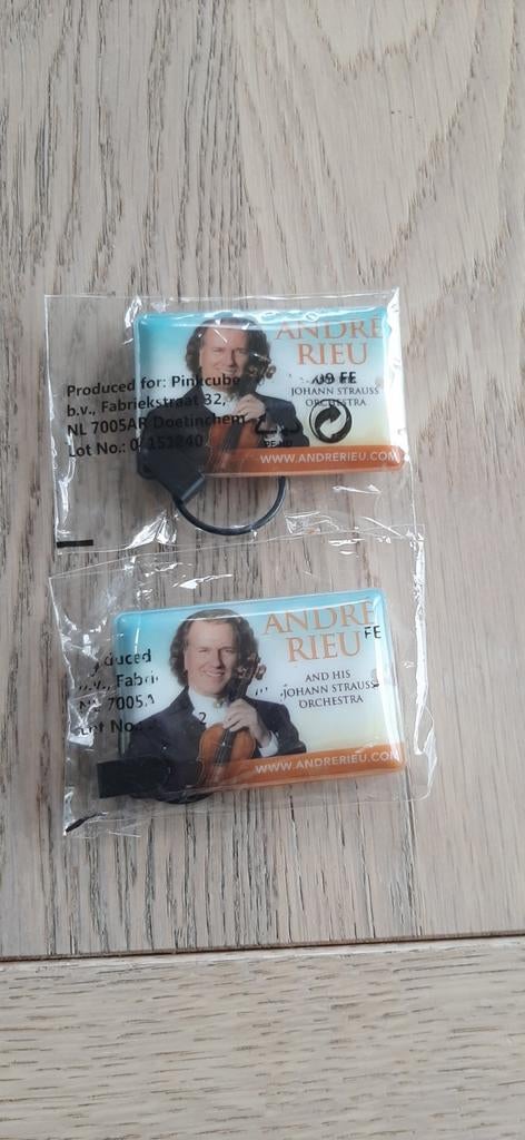 André Rieu sleutelhangers met verlichting (2 stuks), Verzamelen, Ophalen of Verzenden, Nieuw