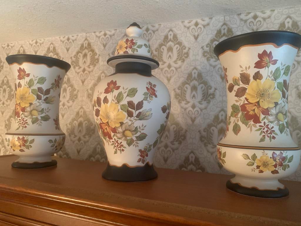 3 prachtige antieke gouda plateel vazen, Ophalen of Verzenden, Overige kleuren, Aardewerk of Porselein, Minder dan 50 cm