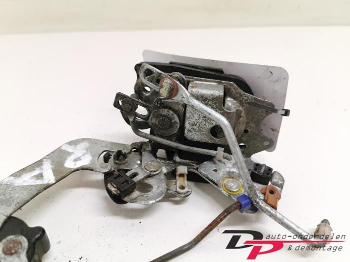 Deurslot Mechaniek 4Deurs rechts-achter van een Suzuki Balen, Gebruikt, -, -, Ophalen of Verzenden