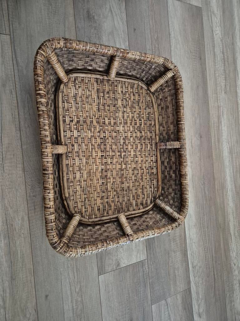 Rieten krantenbak +/- 60x50x13 cm, Ophalen of Verzenden