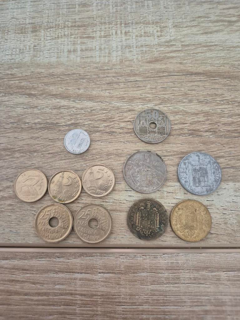 11 munten uit Spanje, Ophalen of Verzenden, Overige landen