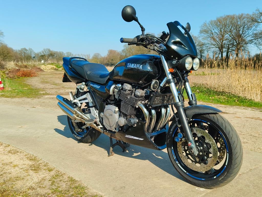 Yamaha XJR 1200, Motoren, Sportuitlaat, 4 cilinders, Motorrijbewijs A, 1188 cc