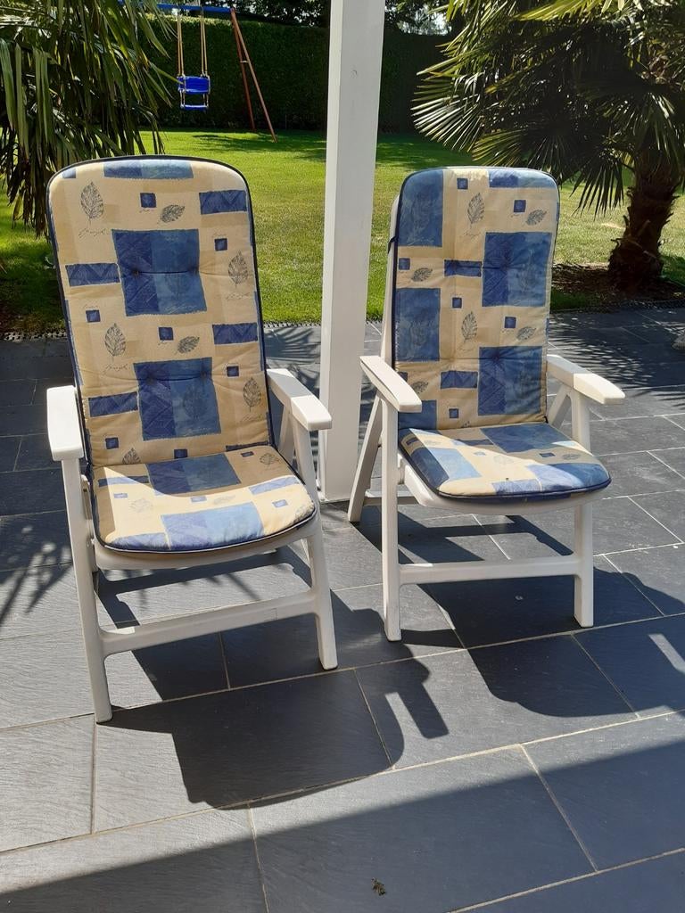 2 WITTE KETTLER NAPOLI VERSTELBARE TUINSTOELEN MET 4 KUSSENS, Ophalen, Gebruikt, Kunststof, Inklapbaar