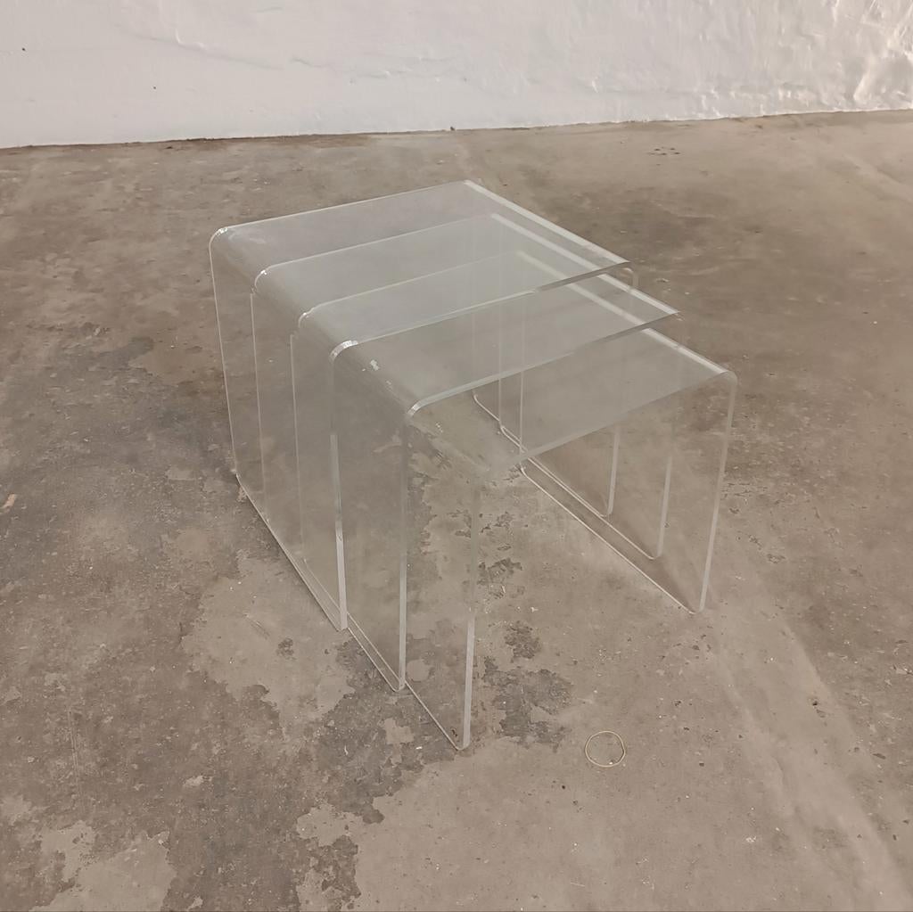 Vintage plexiglass Acryl lucite mimiset 3 bijzettafels, Huis en Inrichting, Tafels | Bijzettafels, Gebruikt, Rechthoekig, Minder dan 45 cm