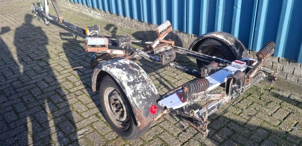 Boot trailer voor bootje van ongeveer 4/4.5 meter, Ophalen of Verzenden, Gebruikt, Overige typen, Motorboot