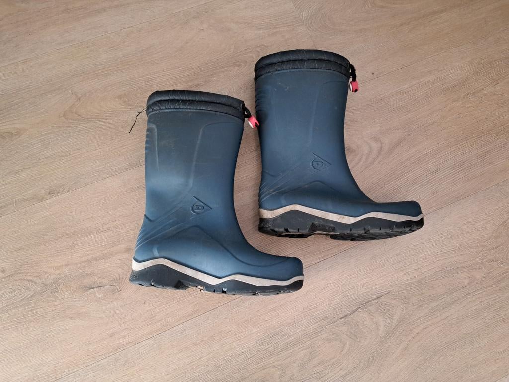 Dunlop gevoerde laarzen/ snowboots maat 35, Kinderen en Baby's, Kinderkleding | Schoenen en Sokken, Ophalen, Gebruikt, Jongen of Meisje