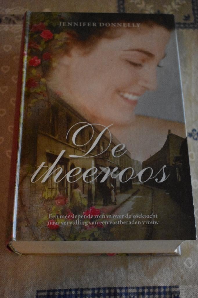 3 boeken van Jennifer Donnelly/de thee+winter+wilde roos, Boeken, Romans, Zo goed als nieuw, Ophalen of Verzenden