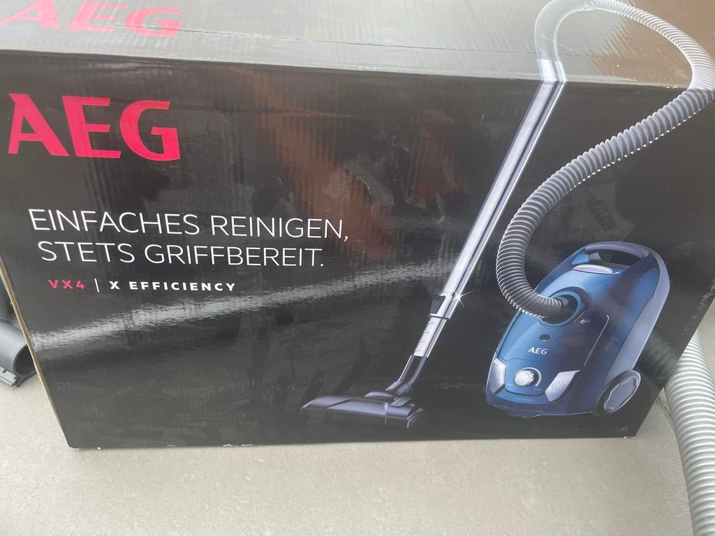 AEG stofzuiger nieuw VX4-1-CB-P, Witgoed en Apparatuur, Stofzuigers, Ophalen of Verzenden
