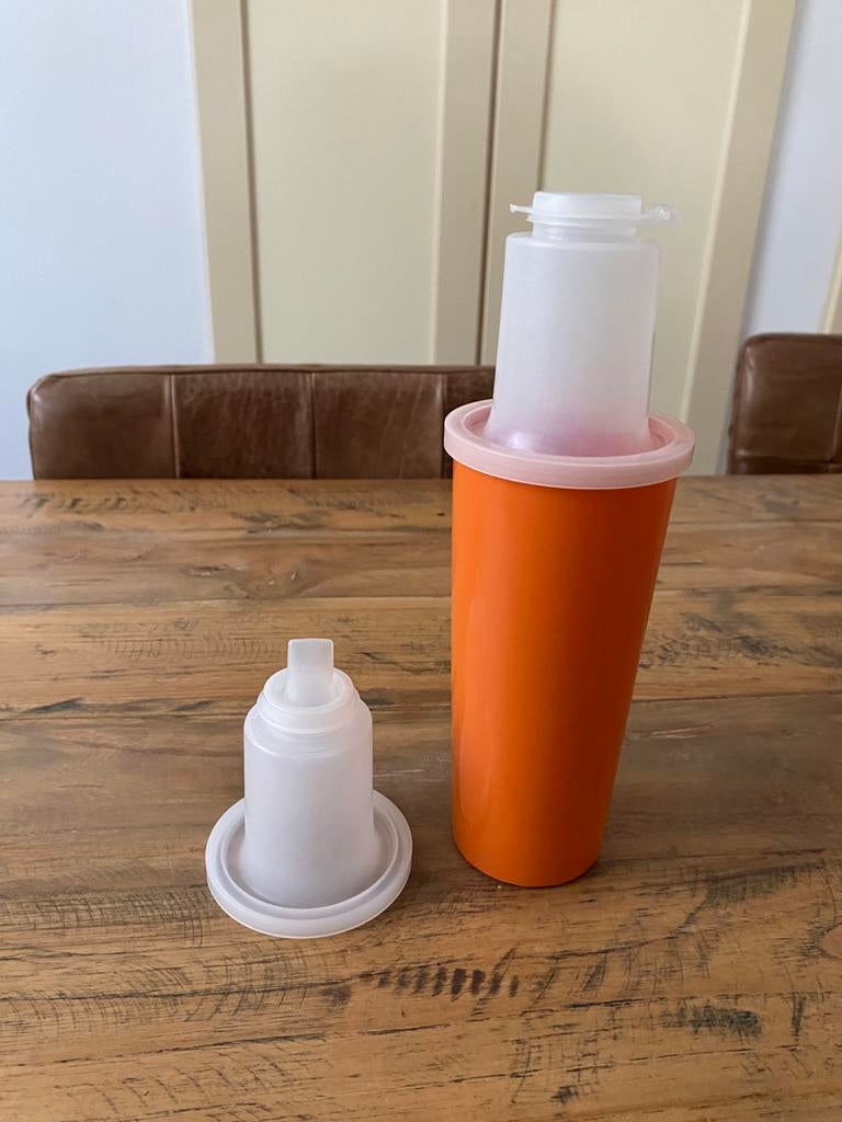 Tupperware retro beker met tuit, Ophalen of Verzenden, Oranje, Beker of Kan