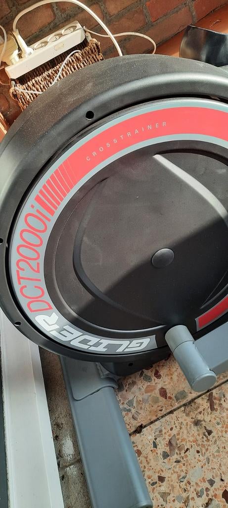 Glider dct 2000 crosswalker, Ophalen, Krachtstation