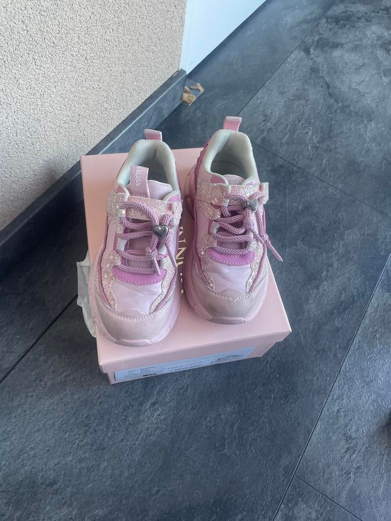 Monnalisa schoentjes maat 28 - Zo goed als nieuw!, Ophalen of Verzenden, Zo goed als nieuw, Meisje