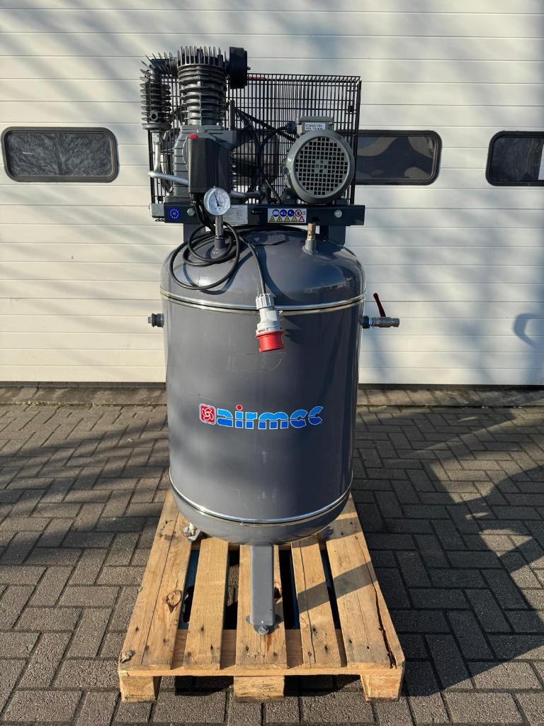 Compressor Airmec Type cfv 203, Doe-het-zelf en Verbouw, Compressors, Ophalen, Gebruikt, 200 tot 400 liter/min, 10 bar of meer