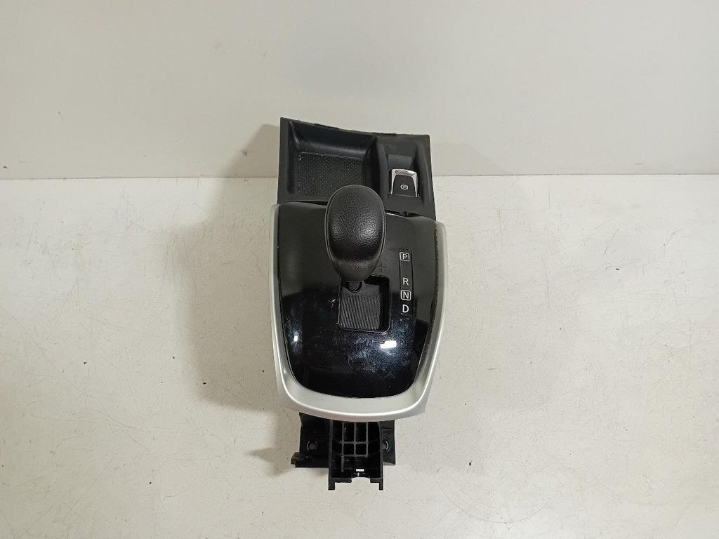 Schakelmechaniek Nissan X-Trail, Onderdelen@venauto.nl, Van der Ven Autorecycling B.V., Gebruikt, Ettenseweg 76, 4706 PB Roosendaal, The Netherlands