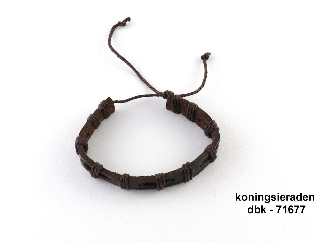 Armband Mooie unisex schuifarmband € 4,50 Inclusief verzend, Marktplaats@koningsieraden.nl, Overige materialen, Bruin, Verzenden