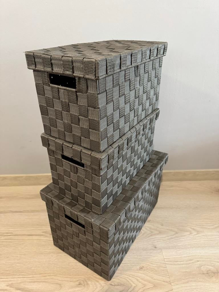 Great boxes for storing various things!, Gebruikt, Ophalen of Verzenden, Minder dan 40 cm, Minder dan 35 cm