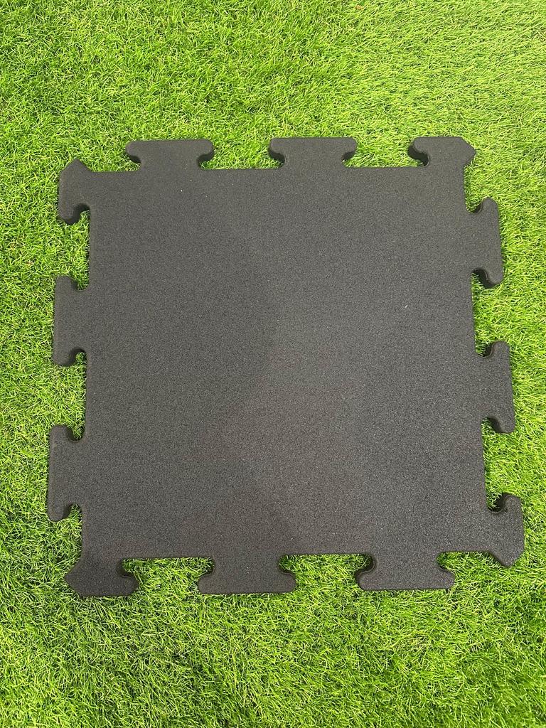 Sportvloer Puzzel Tegels 50 x 50 x 2cm Fijne structuur!, Verzenden, Nieuw, Magazijnweg 14, Info@stuntgras.nl