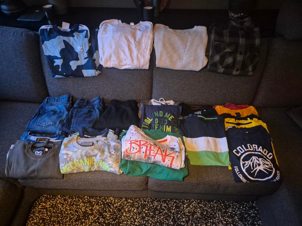 Pakket jongenskleding 170/176, Diversen, Rommelmarktspullen, Ophalen of Verzenden