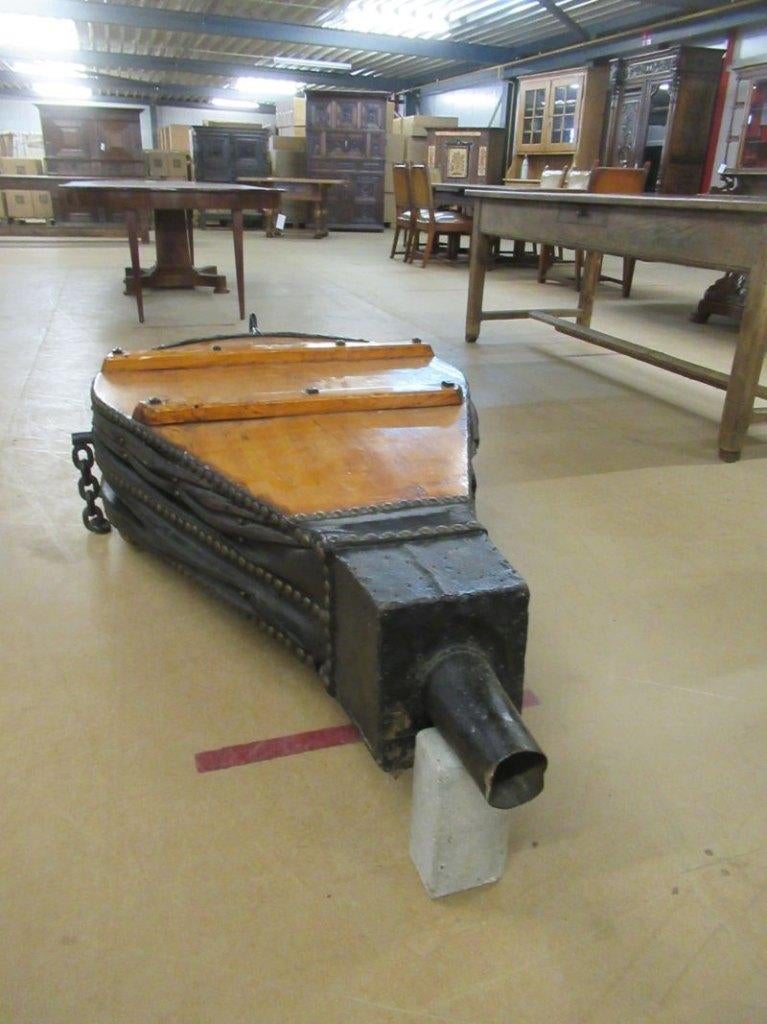 Oer 11515 hele grote antieke blaasbalg, L= 180 cm, Ophalen