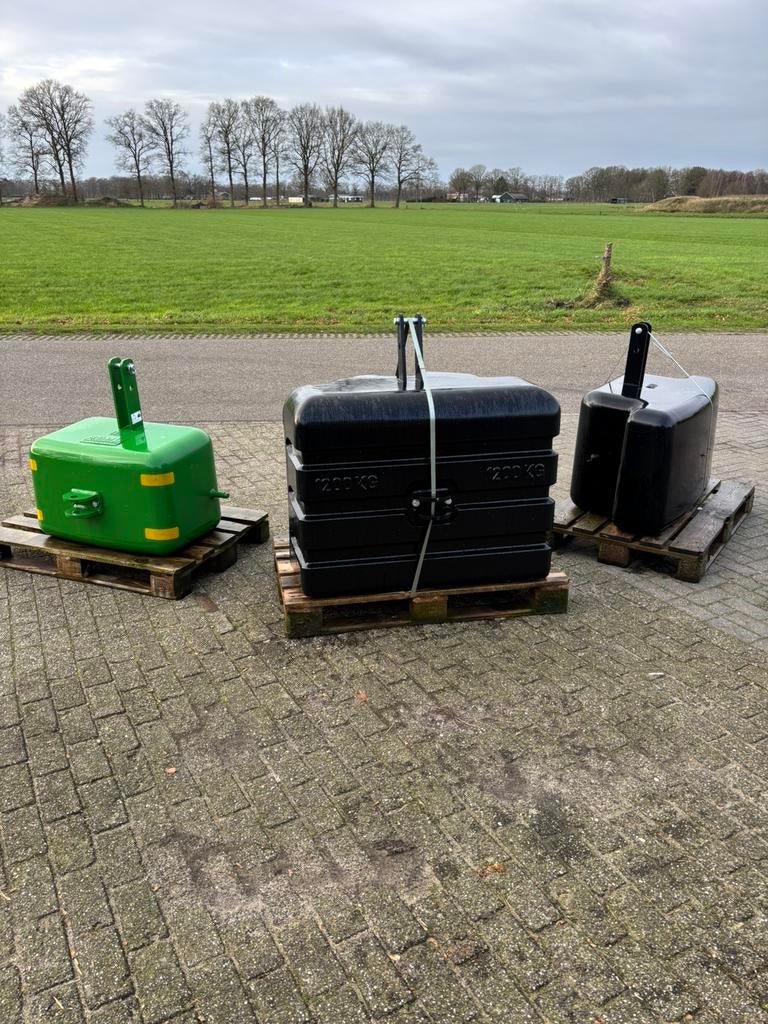 Frontgewichten tegen scherpe prijzen!, Zakelijke goederen, Agrarisch | Tractoren, tot 2500, Overige merken, tot 80 Pk, Gebruikt