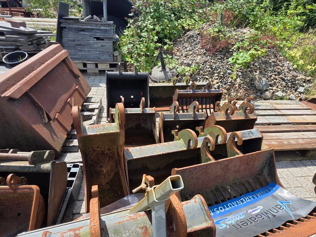 Aanbouwdelen puinbak grondbak CW05 CW00  Minigraver Shovel, Zakelijke goederen, Machines en Bouw | Kranen en Graafmachines, Ophalen