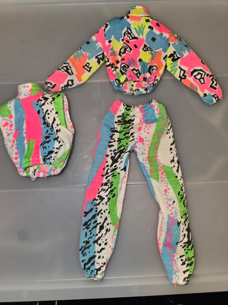 Barbie Ski Fun Shop Fashion 90s, Ophalen of Verzenden, Kleertjes