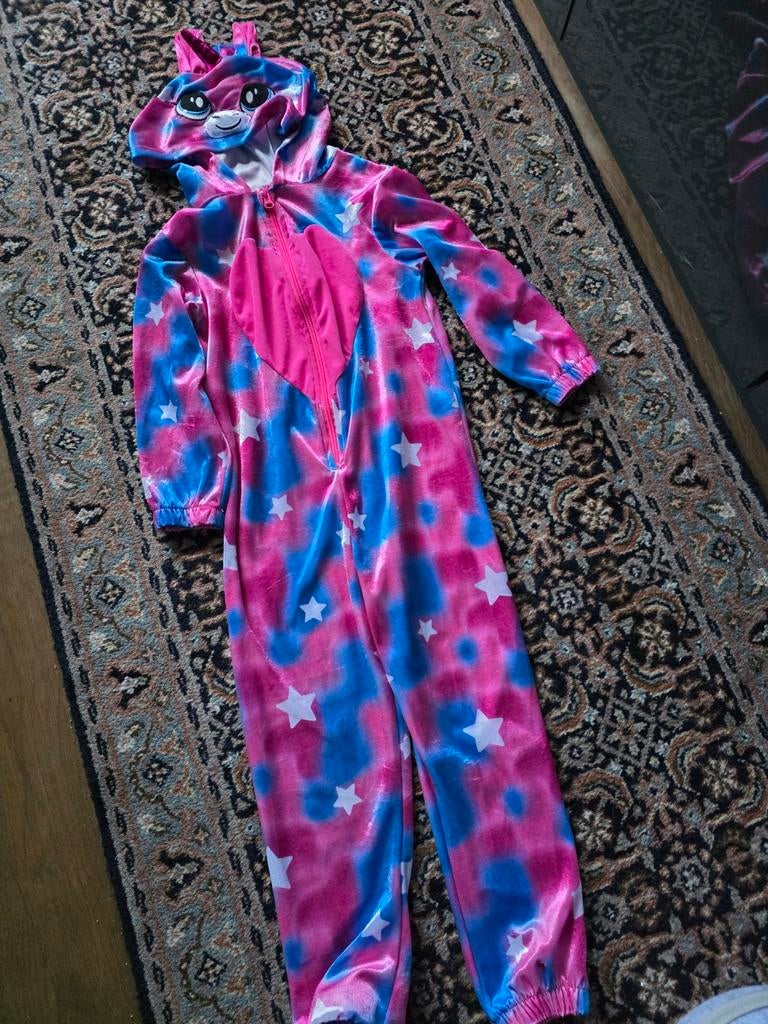 Leuke Unicorn Onesie - Maat 94/104, Kinderen en Baby's, Carnavalskleding en Verkleedspullen, Ophalen of Verzenden, Zo goed als nieuw